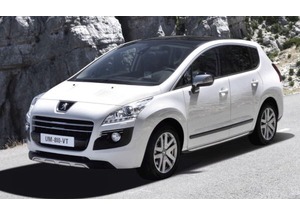 Una Peugeot 3008 disponibile per il noleggio a lungo termine