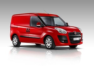 Un Fiat Doblò disponibile per il noleggio a lungo termine