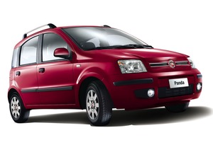 Una Fiat New Panda disponibile per il noleggio a lungo termine