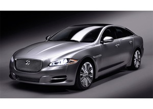 Una Jaguar XJ disponibile per il noleggio a lungo termine